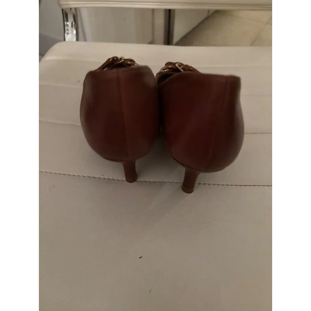 Charcos Brown Leather Kitten Heels Made in Spain Pointed‎ Toe Buckle Detail 38